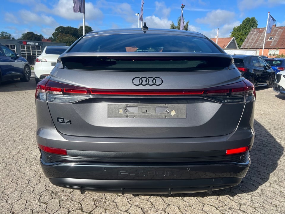 Audi Q4 e-tron 45 S-line Sportback 5d