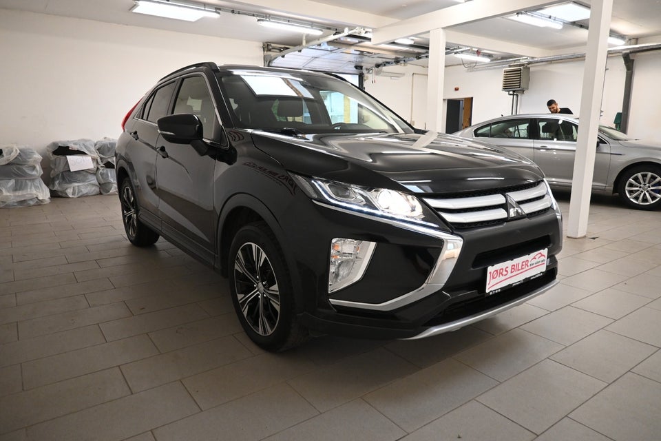 Mitsubishi Eclipse Cross 1,5 T 163 Invite+ 5d