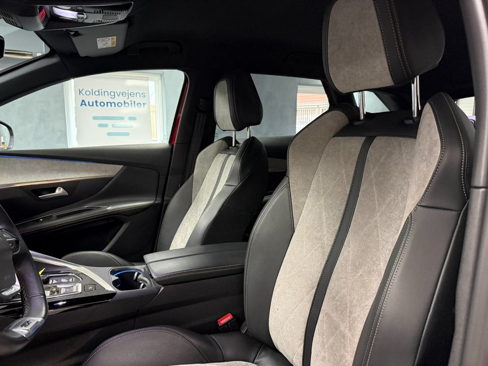 Peugeot 3008 1,6 Hybrid4 GT Pack EAT8 5d