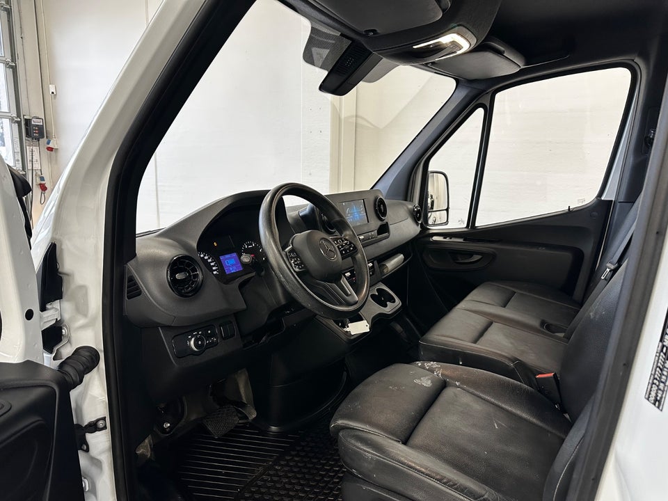 Mercedes Sprinter 214 2,2 CDi A2 Kassevogn aut. FWD