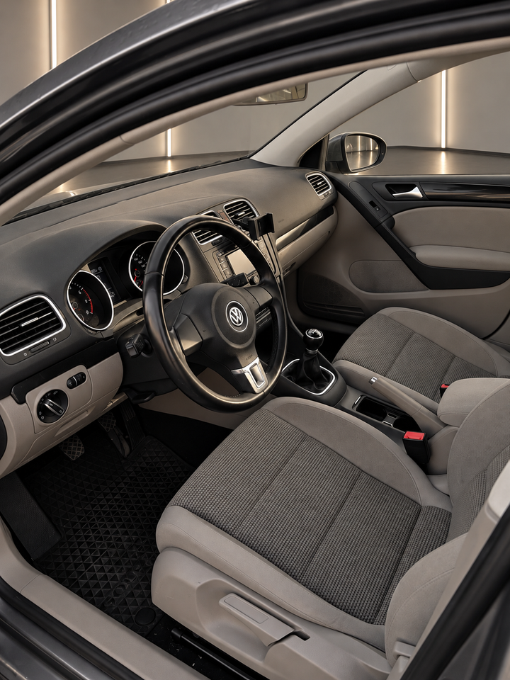 VW Golf VI 1,2 TSi 105 Comfortline BMT 5d