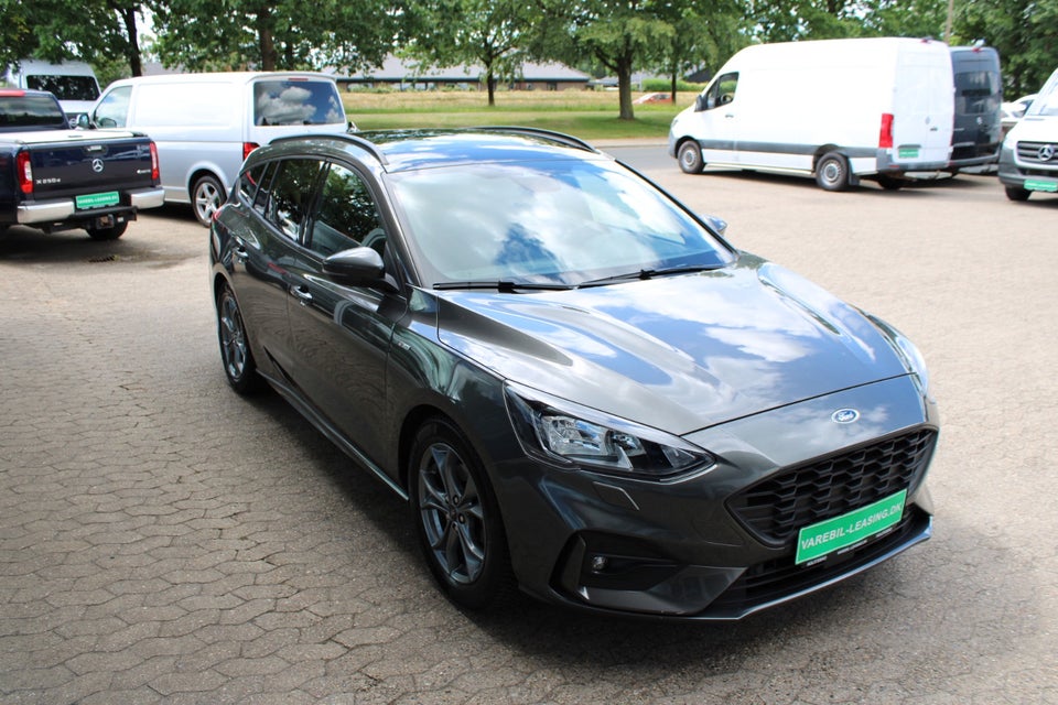 Ford Focus 1,0 EcoBoost mHEV ST-Line stc. Van 5d