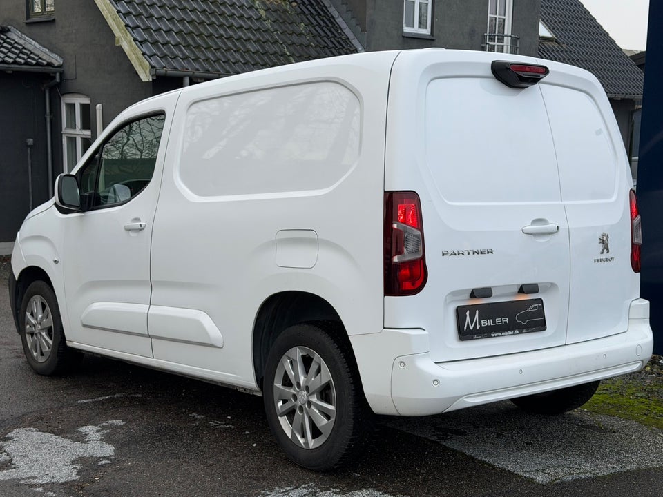 Peugeot Partner 1,5 BlueHDi 130 L1V1 Ultimate EAT8 Van