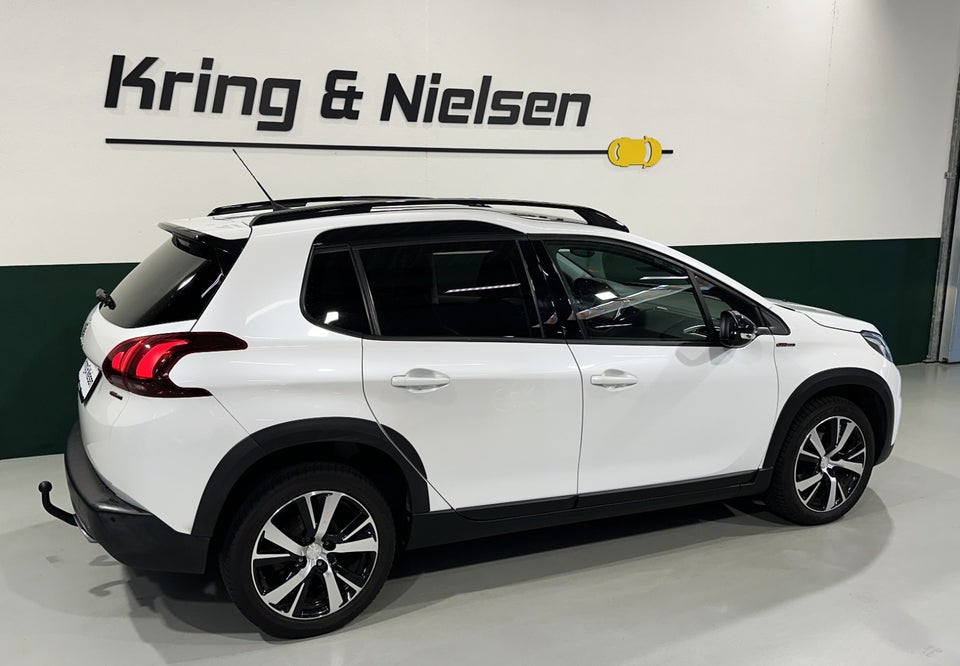 Peugeot 2008 1,5 BlueHDi 120 GT Line Sky EAT6 5d