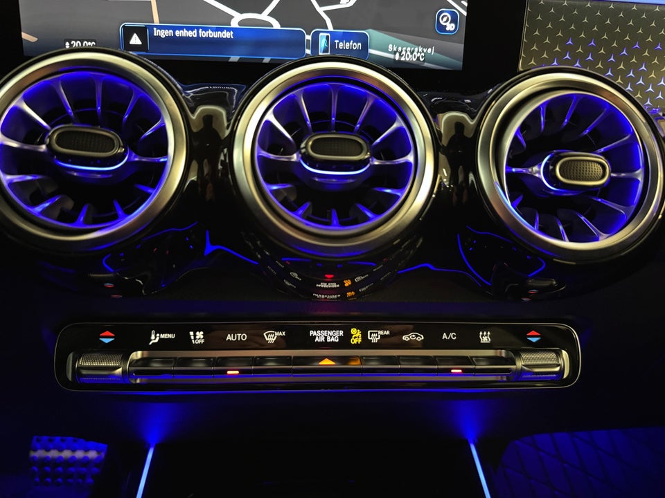 Mercedes EQB300 AMG Line 4Matic 7prs 5d