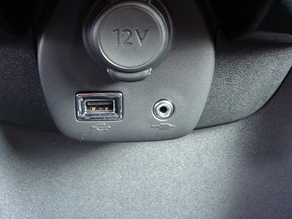 Citroën C1 1,0 VTi Shine 5d