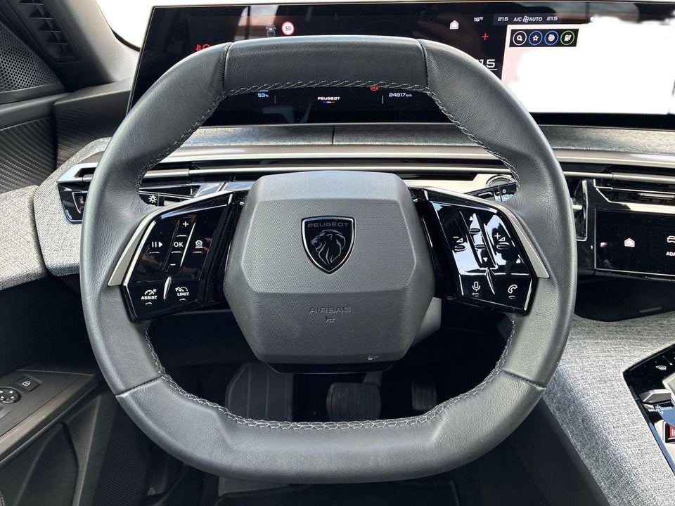 Peugeot e-5008 77 Allure 7prs 5d
