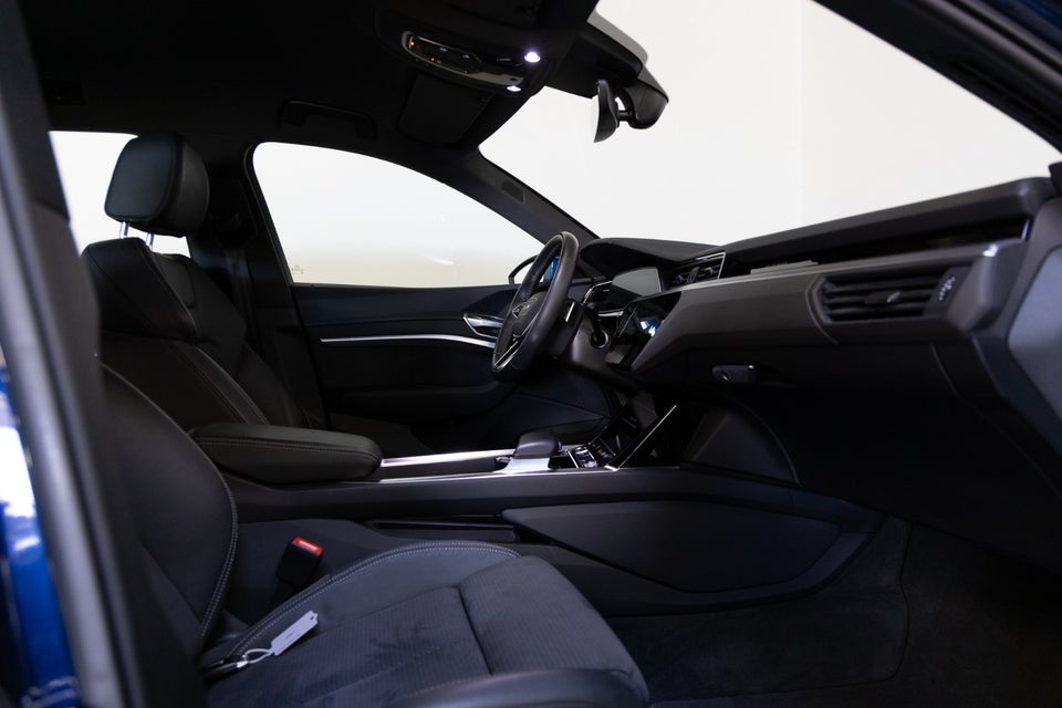 Audi e-tron 55 S-line quattro 5d
