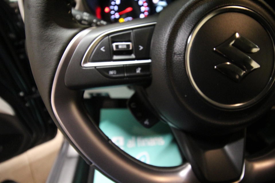 Suzuki Swift 1,2 Advance CVT 5d