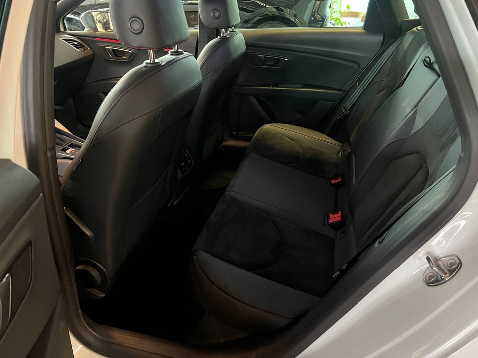 Seat Leon 1,5 TSi 150 FR Black Line DSG 5d