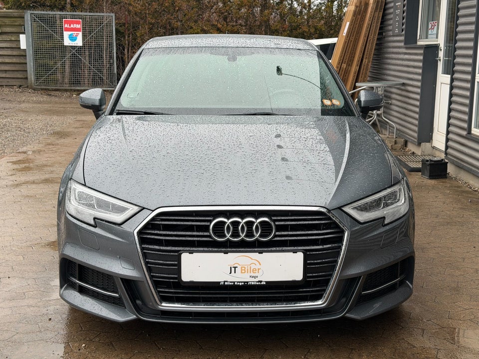 Audi A3 40 TFSi S-line Sport S-tr. 5d