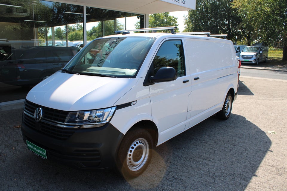 VW Transporter 2,0 TDi 110 Kassevogn lang