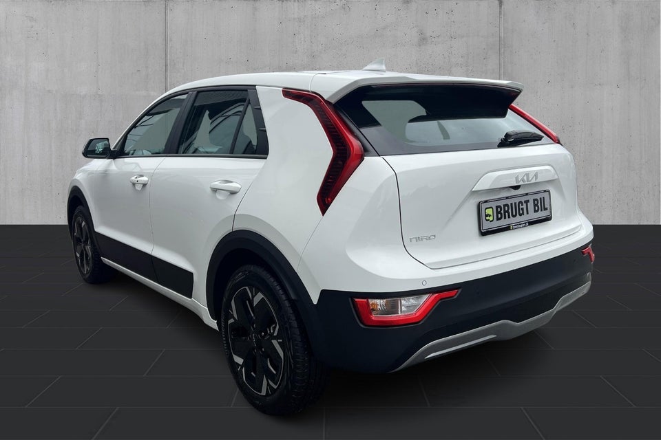 Kia Niro 64 EV Access 5d