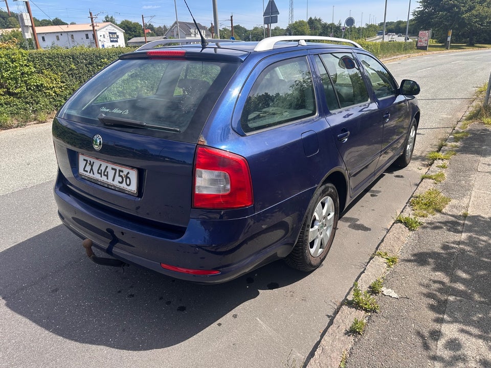 Skoda Octavia 1,4 TSi 122 Ambiente Combi 5d