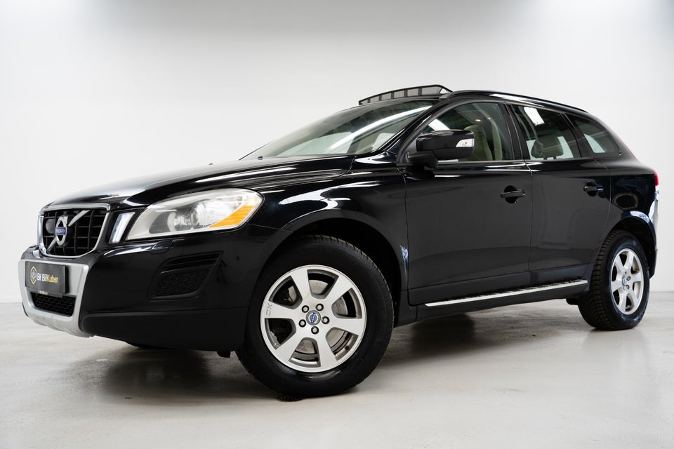 Volvo XC60 2,4 D5 215 Summum aut. AWD 5d