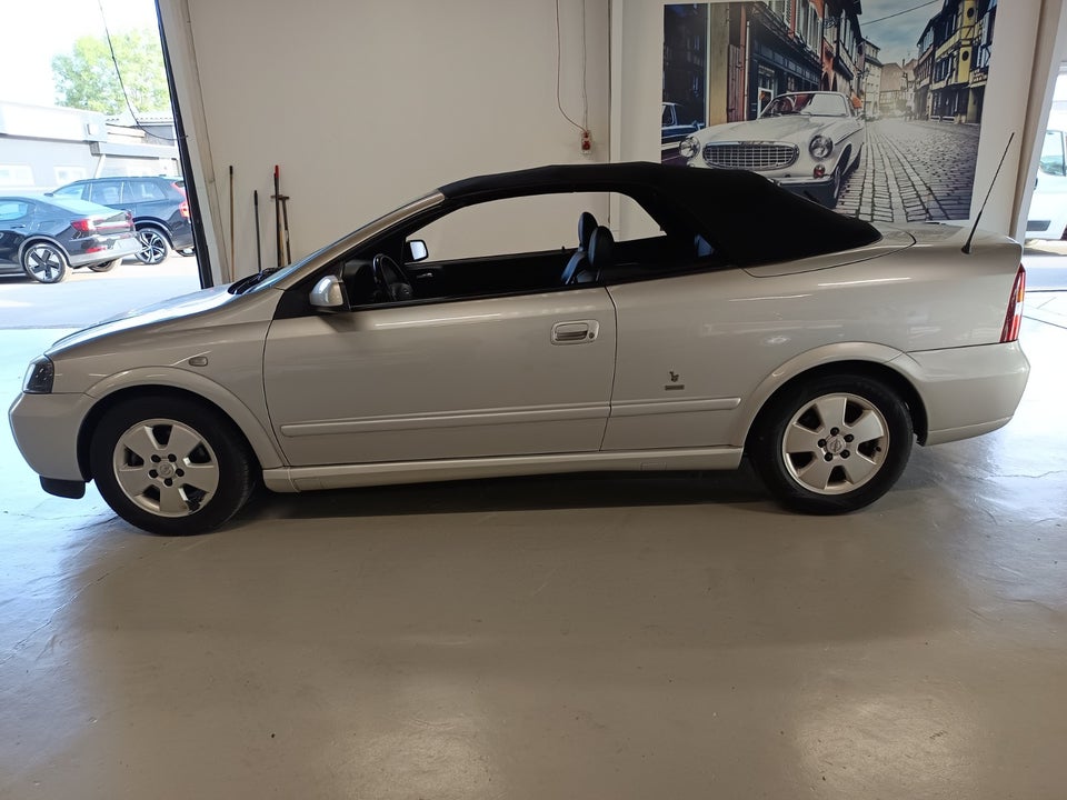 Opel Astra 1,8 16V Bertone Cabriolet 2d