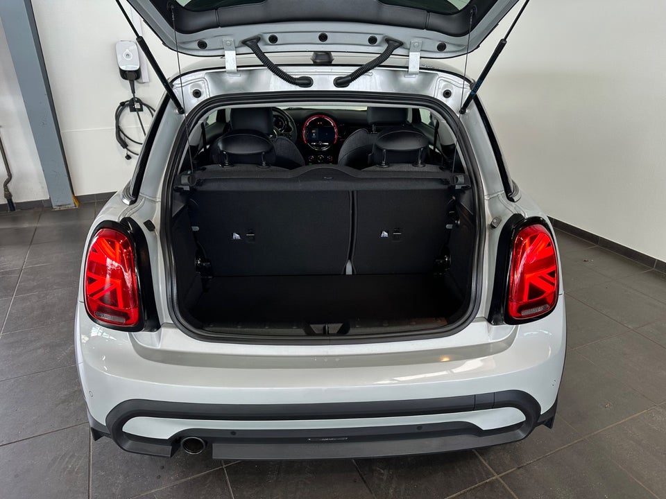 MINI Cooper 1,5 Maximise aut. 3d