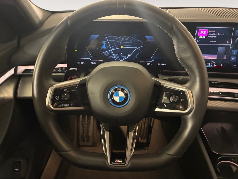 BMW i5 eDrive40 M-Sport 4d