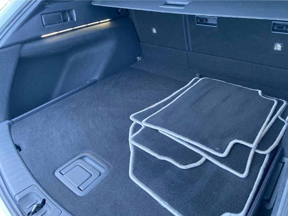 Toyota Corolla 1,8 Hybrid H3 Smart Touring Sports MDS 5d