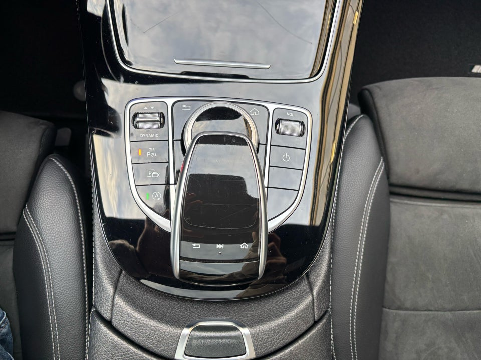 Mercedes E220 d 2,0 AMG Line aut. 4d