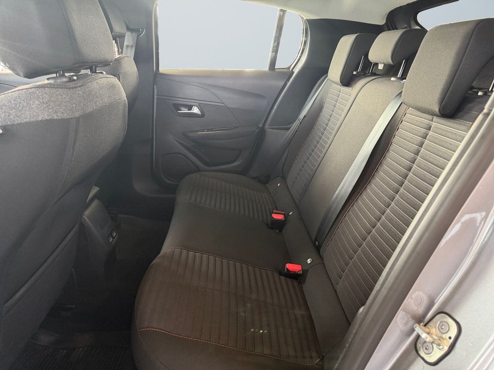 Peugeot e-208 50 Active Pack 5d