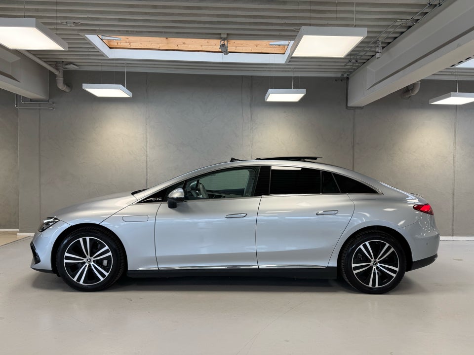 Mercedes EQE300 Electric Art 4d