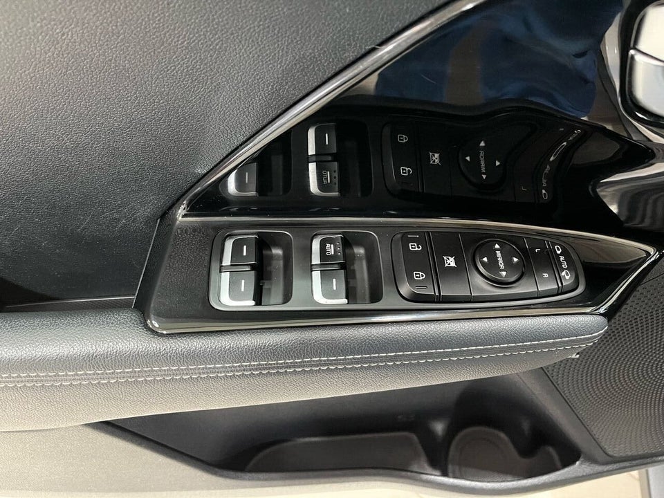 Kia Niro 1,6 PHEV Advance DCT 5d