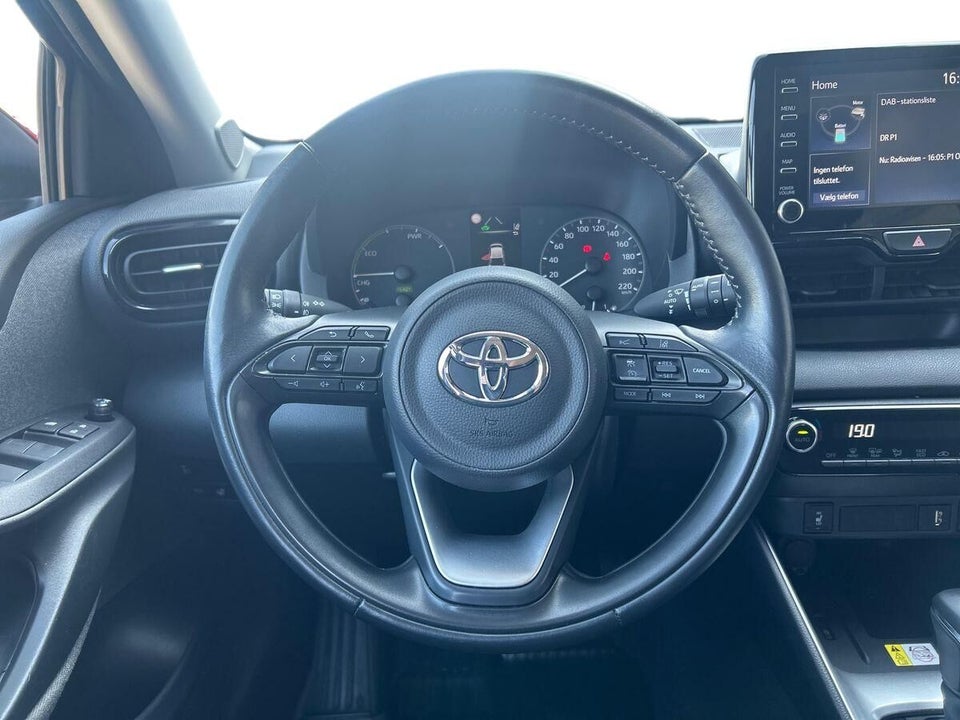Toyota Yaris 1,5 Hybrid Active Tech+ e-CVT 5d