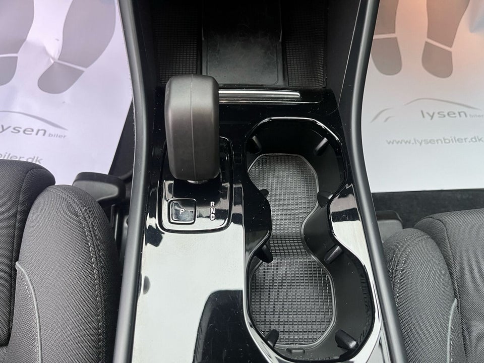 Volvo XC40 ReCharge Extended Range Core 5d