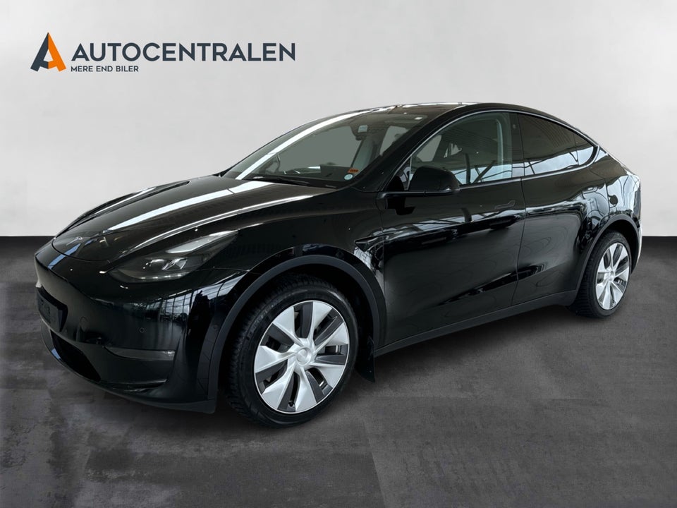 Tesla Model Y Long Range AWD 5d