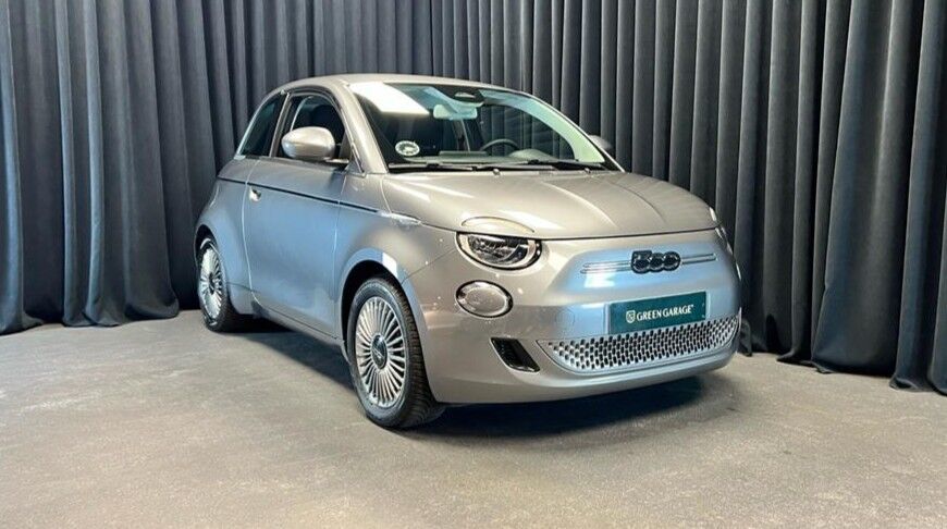Fiat 500e 42 Icon 3d
