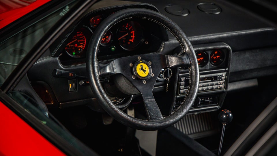 Ferrari 208 2,0 GTB Turbo 2d