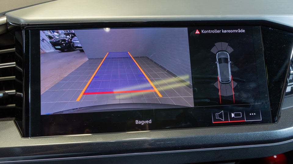 Audi Q4 e-tron 45 S-line 5d