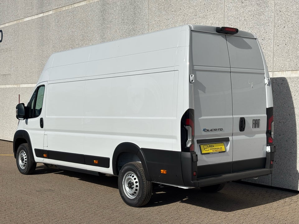 Fiat E-Ducato 42 Maxi 110 L4H3 Pro Kassevogn