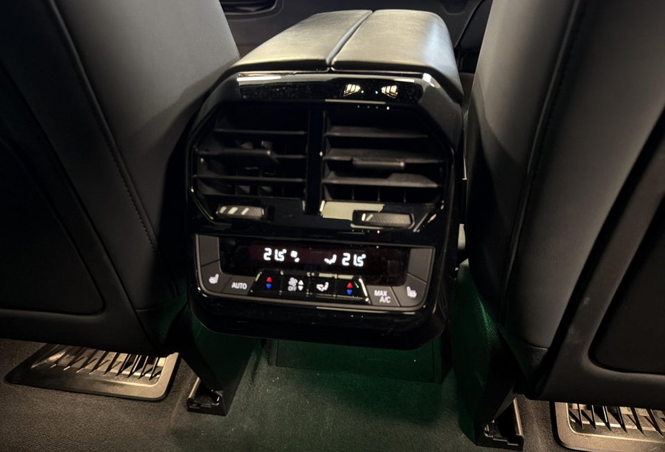 BMW iX xDrive40 M-Sport 5d