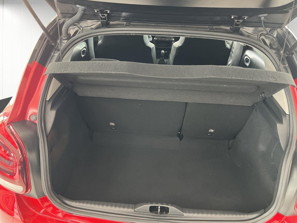 Citroën C3 1,2 PureTech 83 Shine Sport 5d