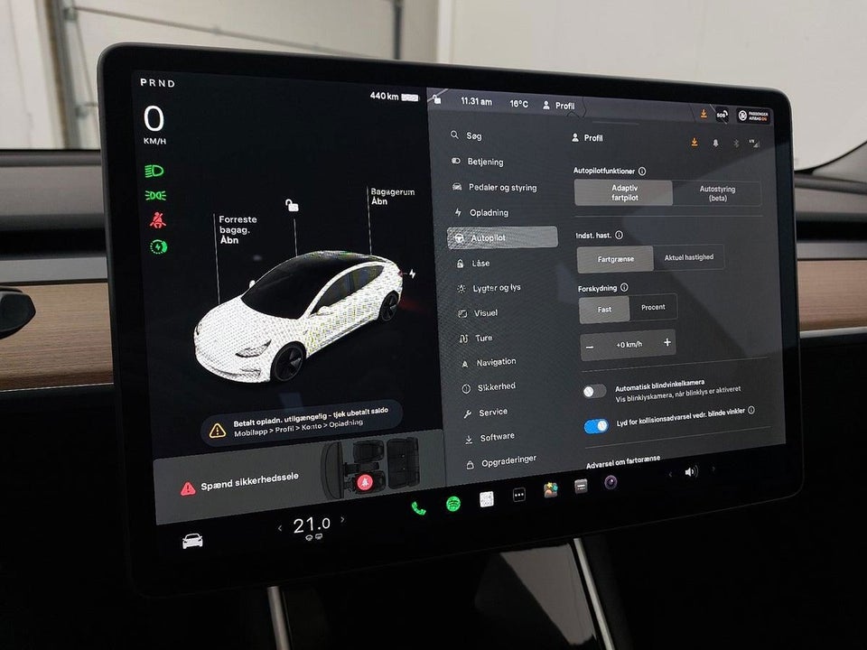 Tesla Model 3 Standard Range+ RWD 4d