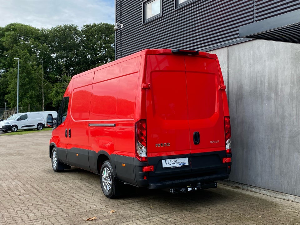 Iveco Daily 3,0 35S18 12m³ Van AG8