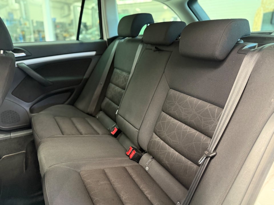 Skoda Octavia 1,4 TSi 122 Elegance Combi DSG 5d
