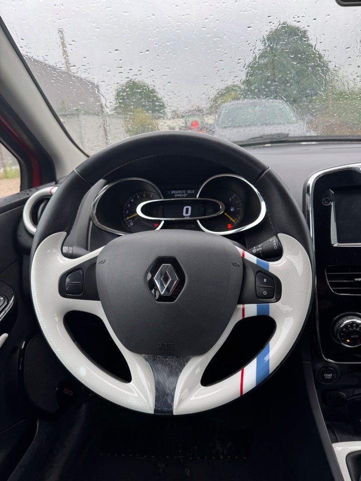 Renault Clio IV 0,9 TCe 90 Dynamique Sport Tourer 5d
