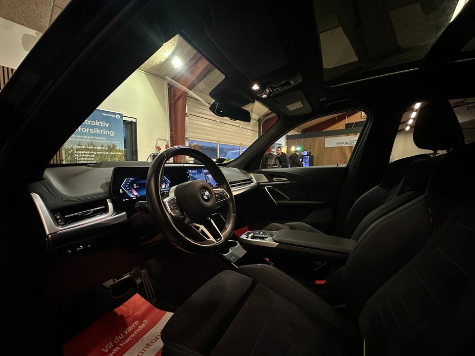 BMW iX1 xDrive30 Fully Charged M-Sport 5d