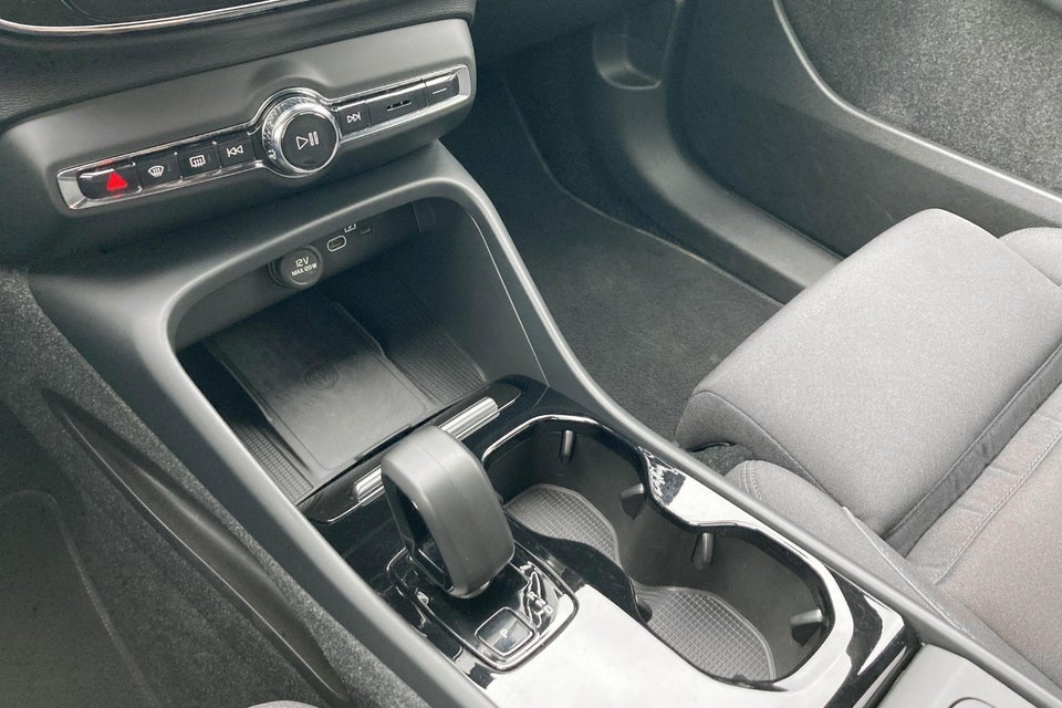 Volvo XC40 ReCharge Twin Core 5d