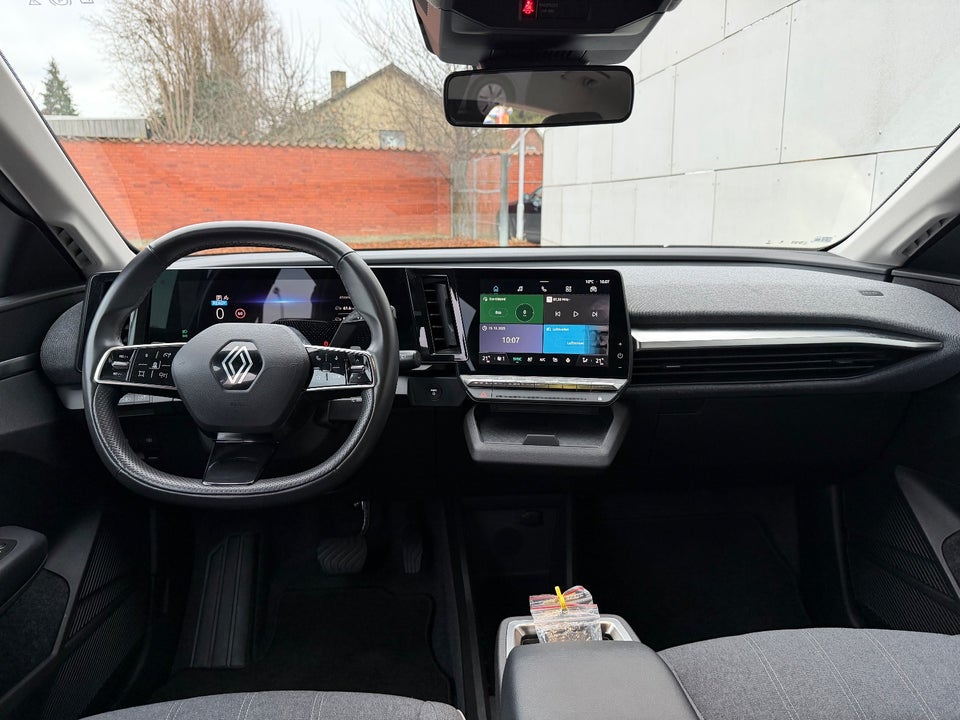 Renault Megane E-Tech 60 Equilibre 5d