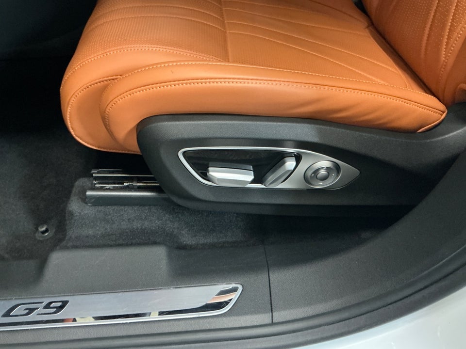 Xpeng G9 Performance 5d