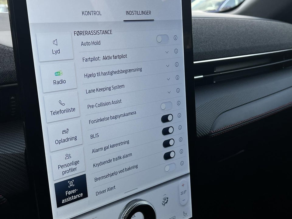 Ford Mustang Mach-E 75 Standard Range AWD 5d