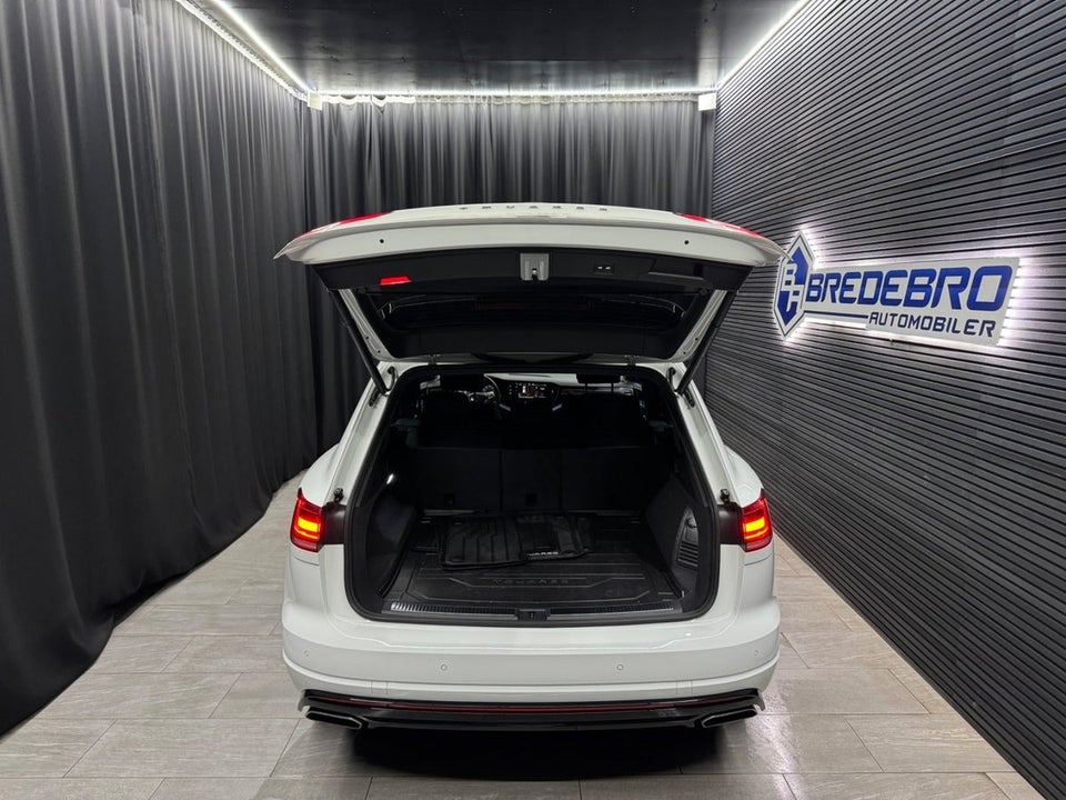 VW Touareg 3,0 TSi 340 R-line aut. 4Motion 5d