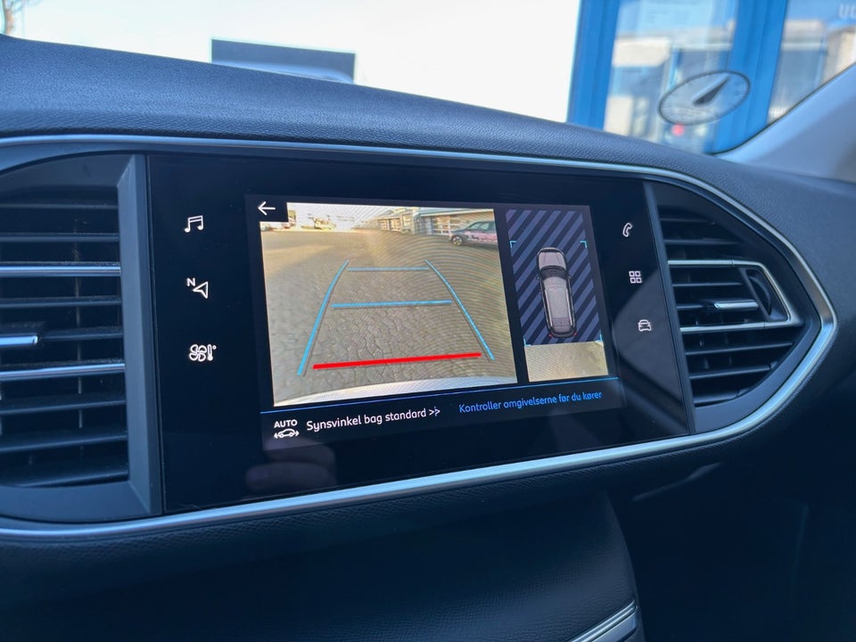 Peugeot 308 1,5 BlueHDi 130 Allure Pack SW 5d