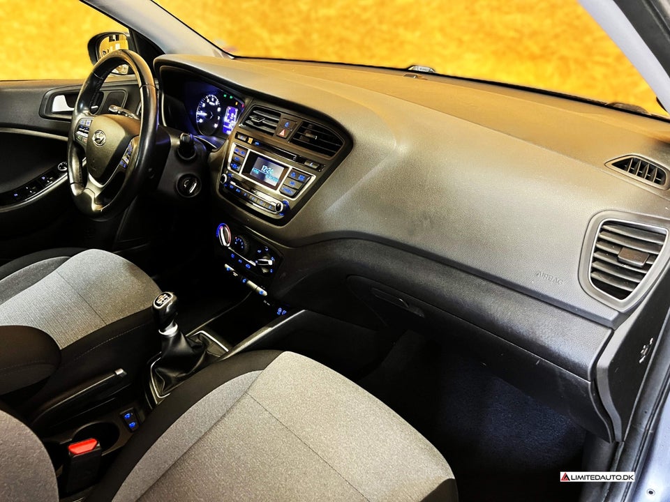 Hyundai i20 1,25 Trend 5d