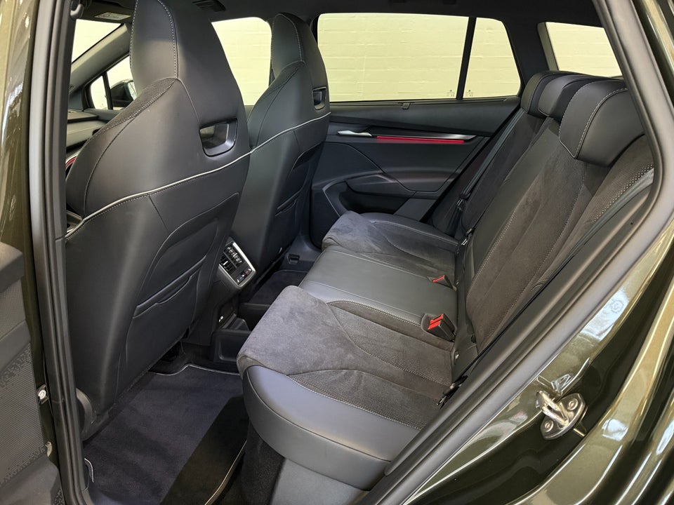 Skoda Enyaq 85x iV Sportline 5d