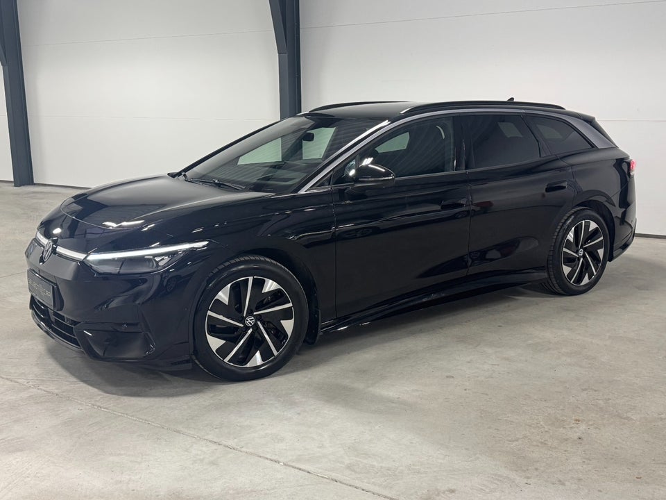 VW ID.7 77 Style Tourer 5d